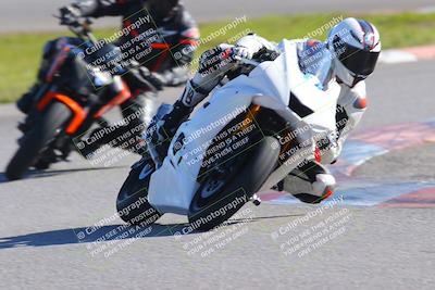 media/Jan-20-2023-Fastrack Riders (Fri) [[f2ad32aba3]]/Level 3/session 5 turn 13/